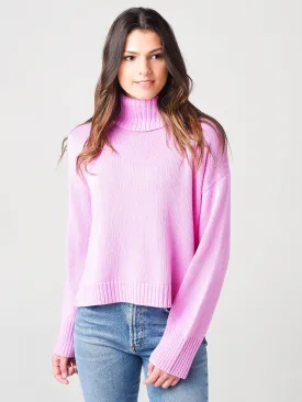 525 Women's Turtleneck Sweater